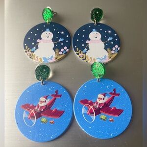 2 Pair Holiday Disk Earrings Santa & Snowman NWOT